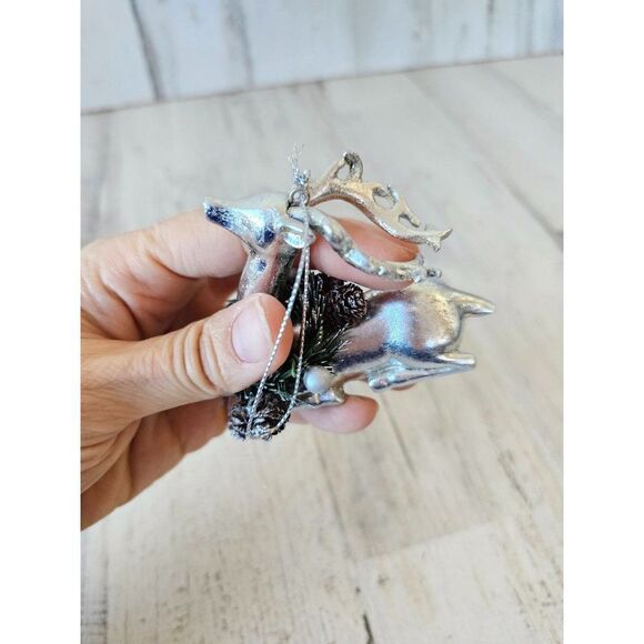 Silver reindeer wreath ornament Xmas tree - Picture 6 of 8